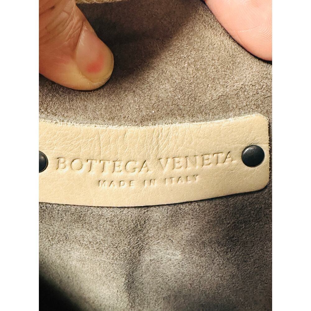 Bottega Veneta Shoulder Bag with dustbag - Picture 10 of 16